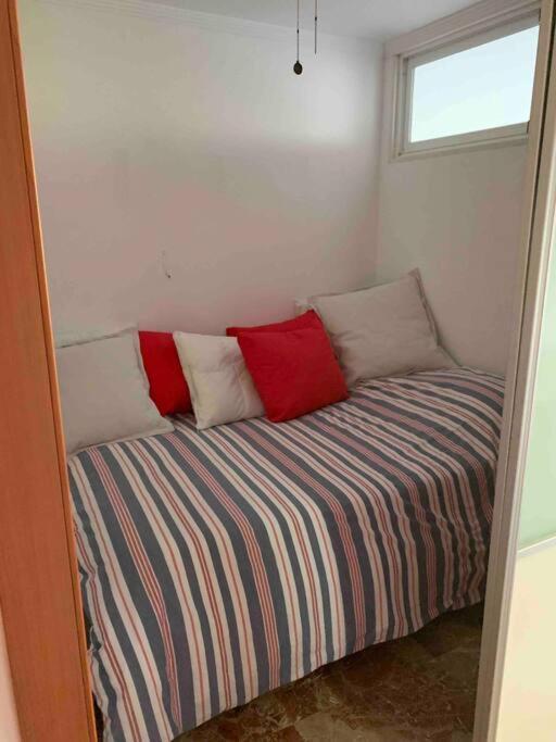 Apartment First Line Of The Sea เบนัลมาเดนา ภายนอก รูปภาพ